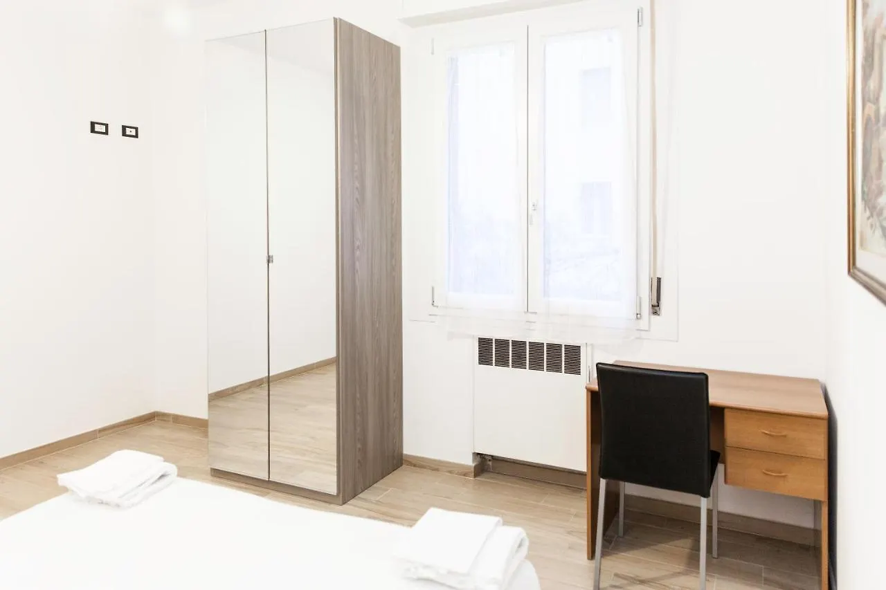Apartment In Fiera 5 Appartmento Fronte Fiera Bologna Italy