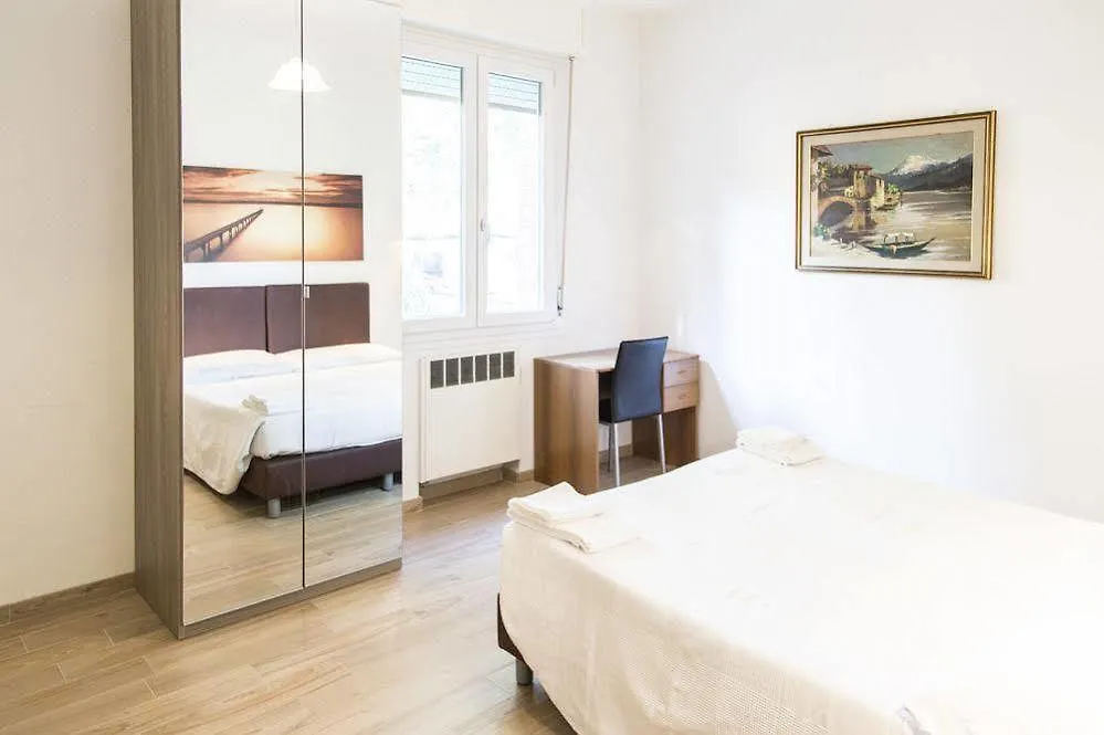 Apartment In Fiera 5 Appartmento Fronte Fiera Bologna